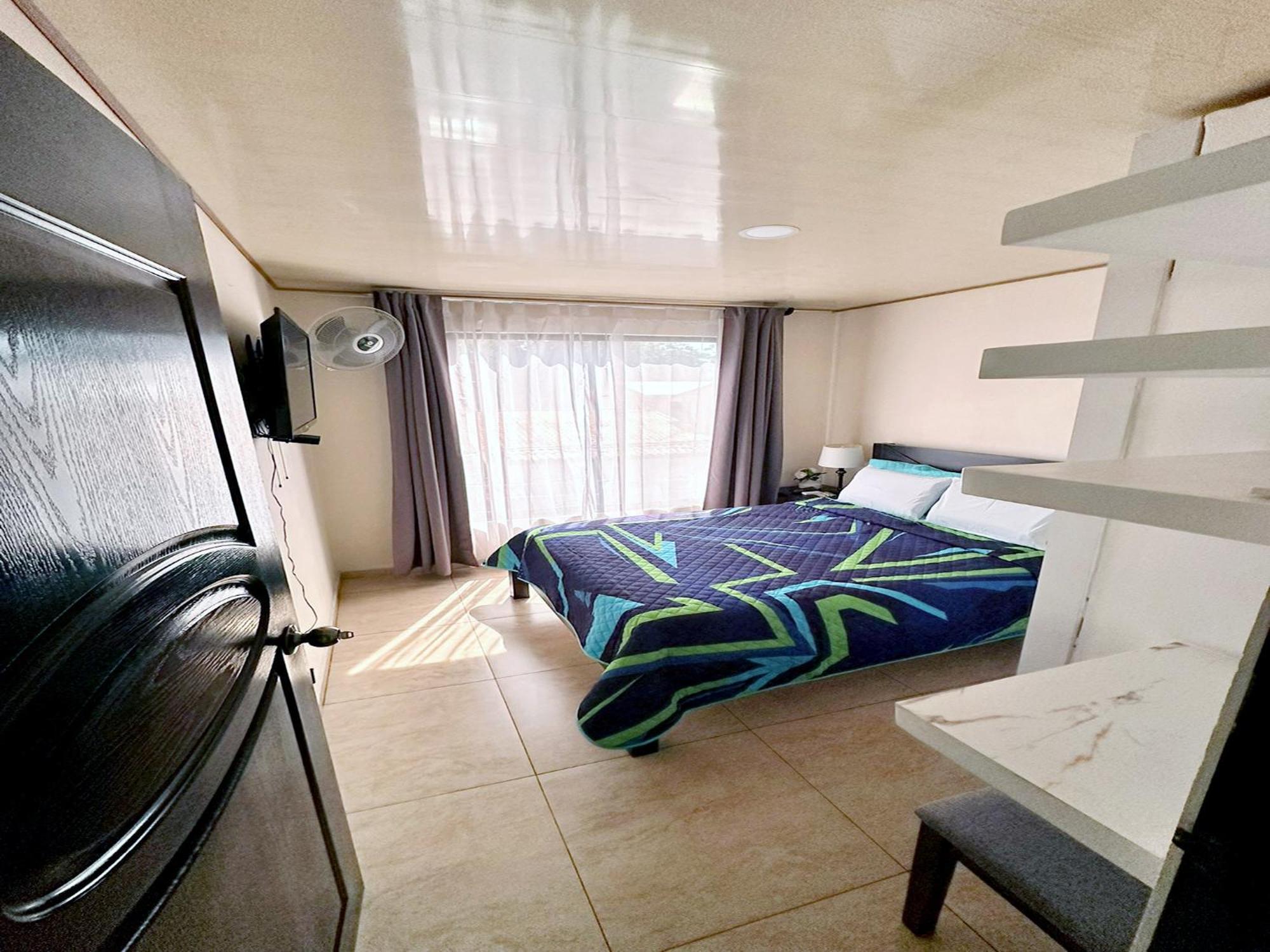 Senderos Apartment, Self Check- In, Airport Sjo 5 Min Río Segundo エクステリア 写真